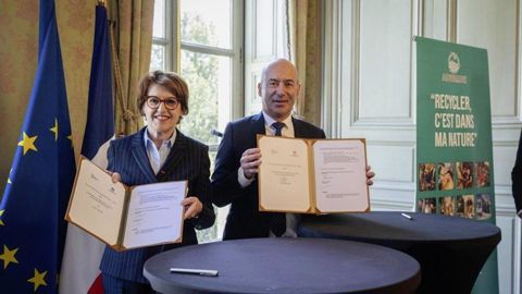 L'accord-cadre a été signé par la ministre de l'agriculture Annie Genevard et le président d'A.DI.Valor Christophe Grison.