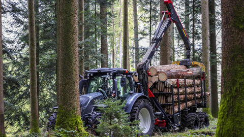 Horsh Pirk propose une gamme de matériels de débardage forestier. Horsh Pirk propose une gamme de matériels de débardage forestier.
