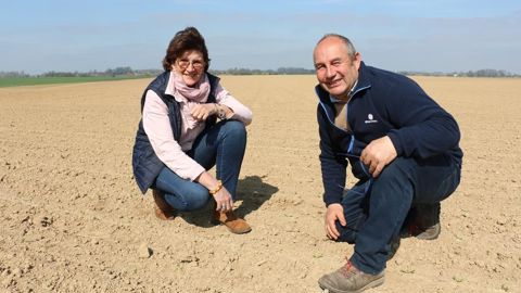Céline Langlois et Samuel Fréger, respectivement responsable relations culture chez Cristal Union et polyculteur-éleveur laitier en Seine-Maritime.