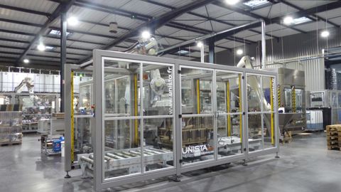 Le hall des conditionneuses, avec une robotisation poussée, la plupart de l'ingénierie est française sauf les robots ABB. Le hall des conditionneuses, avec une robotisation poussée, la plupart de l'ingénierie est française sauf les robots ABB.