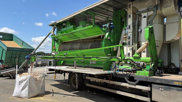 Adventices : les bons réflexes pour la moisson de semences de ferme