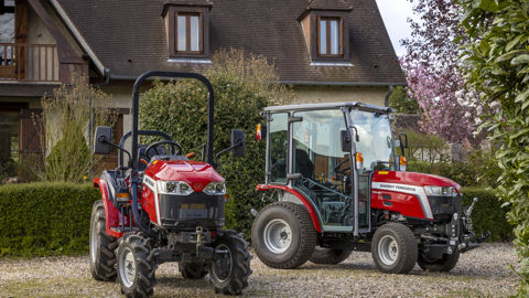 Les nouveaux modèles de 20 et 25 ch, ici en version arceau central ou cabine. Les nouveaux modèles de 20 et 25 ch, ici en version arceau central ou cabine.
