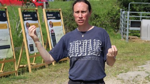 Pour Alice Courouble, agricultrice à Ambronay, les femmes en agriculture subissent des "maltraitances".