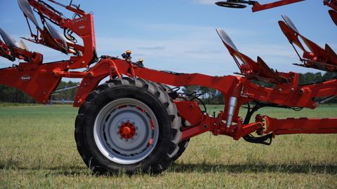 Kuhn Charrue Multi-Challenger XT