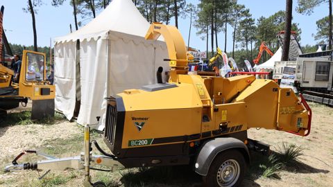 Vermeer France propose le BC200 en version diesel
