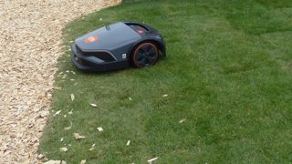 Un robot Stihl sur le stand de la marque lors du salon allemand Demopark en juin dernier.