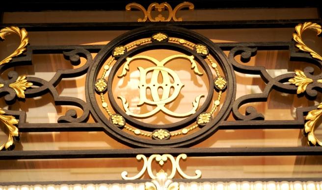 Grille d'honneur de la Cour des Comptes, rue Cambon à Paris.