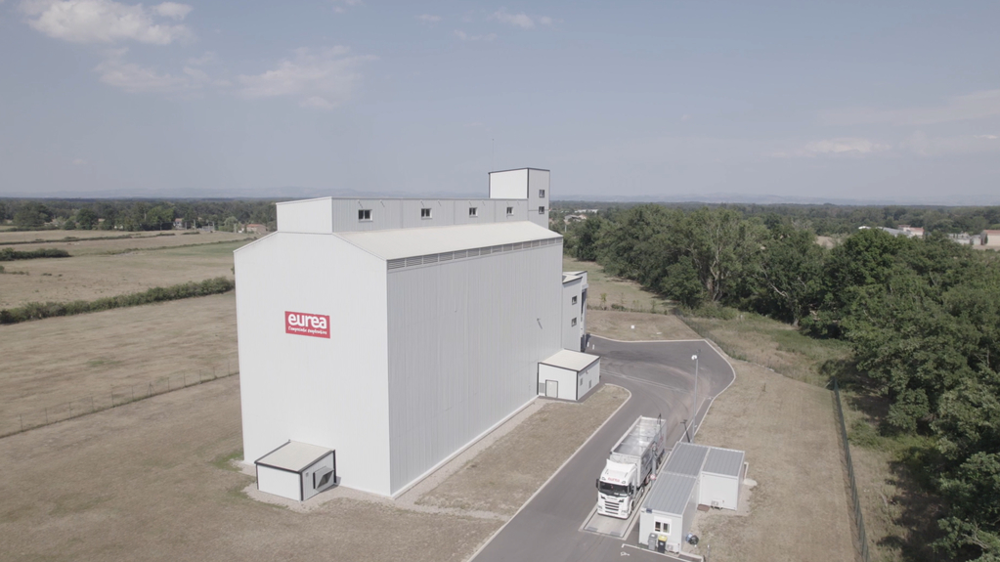 Eurea dispose désormais d'un réseau unifié autour de ses 47 dépôts et de ses 16 silos, dont celui de Savigneux (Loire). Eurea dispose désormais d'un réseau unifié autour de ses 47 dépôts et de ses 16 silos, dont celui de Savigneux (Loire).