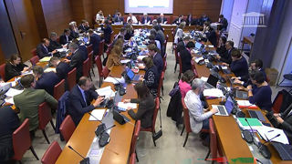 Les députés de la commission des finances ont voté des amendements contre l'augmentation de la fiscalité des biocarburants. Les députés de la commission des finances ont voté des amendements contre l'augmentation de la fiscalité des biocarburants.