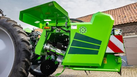 AVR Puma 5 Arracheuse