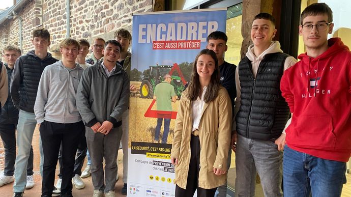 Les élèves de BTSA Acse de la MFR de Montfort-sur-Meu ont été associés à la campagne de communication pour la prévention des accidents.