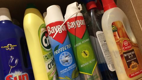 Il n'est pas conseillé d'utiliser les vieux stocks de produits phytopharmaceutiques ou de biocides.