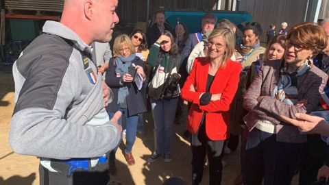 La proposition du port d'arme discret par les agents de l'OFB était l'une des pistes présentées aux ministres de la Transition écologique et de l'Agriculture le 17 avril dernier pour apaiser les tensions avec le monde agricole.