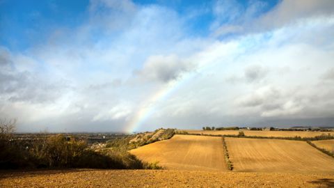 Un pic de chaleur a été enregistré à Bagnères-de-Luchon  (Haute-Garonne) avec 27,9 °C, le 5 novembre.