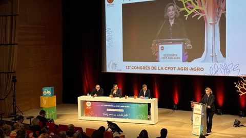 A la tribune, la secrétaire générale de la CFDT a été interpellée par une militante sur les inquiétudes face à un « syndicat patronal qui détruit tout ».