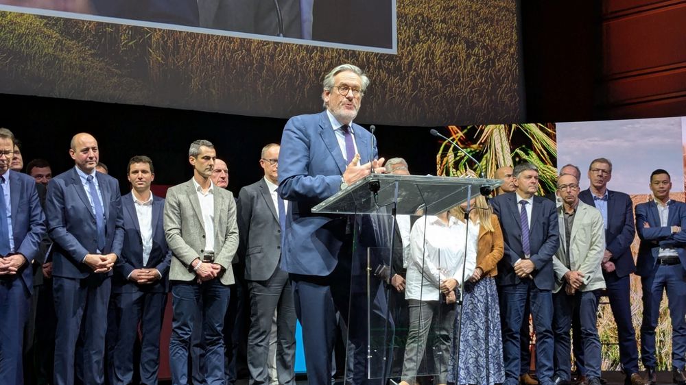 « Fruit des travaux lancés par le conseil d'administration il y a plus de deux ans, Vivescia 3.0 marque l'ouverture d'un nouveau chapitre pour le groupe coopératif », a conclu Christoph Büren, président du groupe, lors du lancement de Vivescia 3.0, le 16 décembre, à Reims.