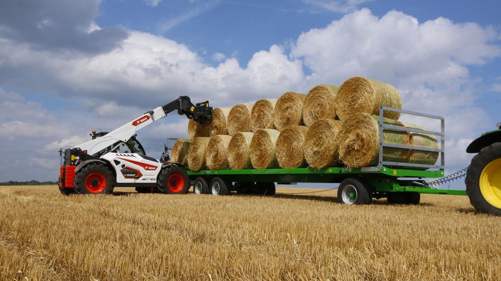 Notre modèle d’essai représente le haut de l'affiche des chariots télescopiques Bobcat avec une flèche de 7,5 m et une capacité de levage de 4,3 t.
