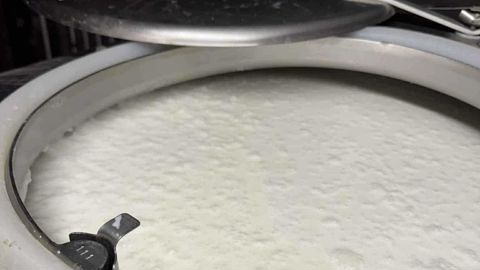 Tank à lait qui déborde