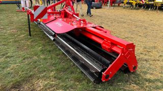 Quivogne dévoile le Rollcut, un double rouleau hacheur porté.