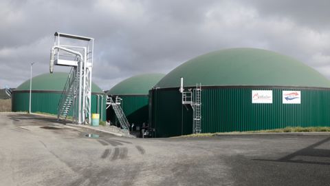 Environ 300 cogénérations de plus de 250 Kwé sont situées à moins de 10 km d’un réseau de distribution, ce qui les rend potentiellement injectables. Cela représenterait une production supplémentaire estimée entre 2 et 4 TWh de gaz renouvelable par an.