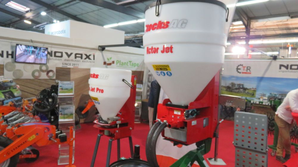 Les distributeurs Stocks intégrés au catalogue de Novaxi