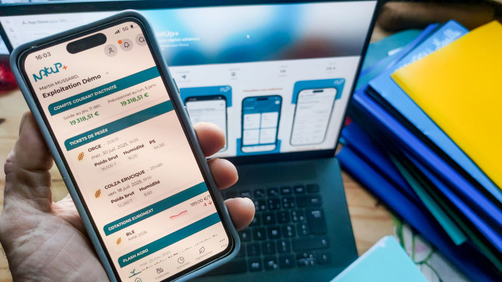 Le nouveau dispositif NatUp + permet de réaliser le suivi administratif et contractuel, les démarches en ligne (contrats, virements, documents), d’accéder aux données de collecte, de se connecter aux services agronomiques et outils d’aide à la décision, et de consulter les informations et actualités de la coopérative.