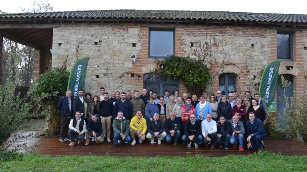 Le séminaire a réuni 19 magasins, représentés par 34 personnes, et 22 collaborateurs de la centrale et des différents services. Les points de vente intégrés du groupe Caminel ont eu un séminaire spécifique début février.