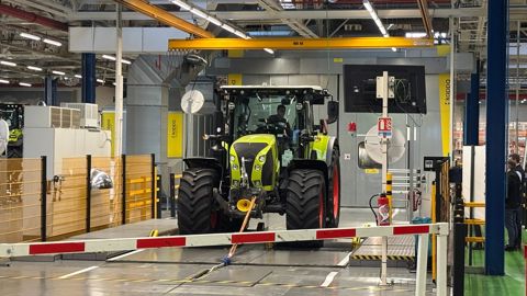 Claas Usine Le Mans Tracteur Reportage
