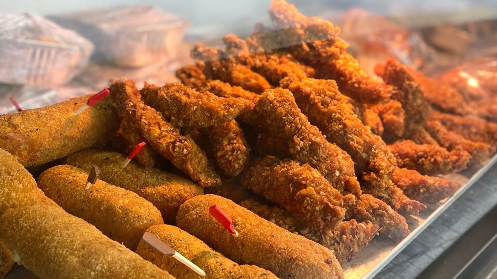 La gamme de spécialités et produits frits ne cesse de s’étoffer en snacking.