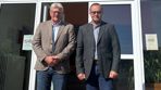 Après 42 ans chez Coopaca et 13 ans en tant que directeur général, Yves Courrier passe la main à Hubert Souchon, jusque-là sous-directeur.