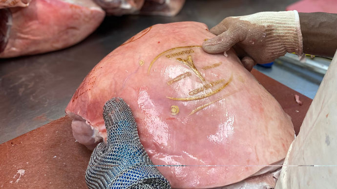 Doumbéa : roi du jambon Prince de Paris - Rencontres