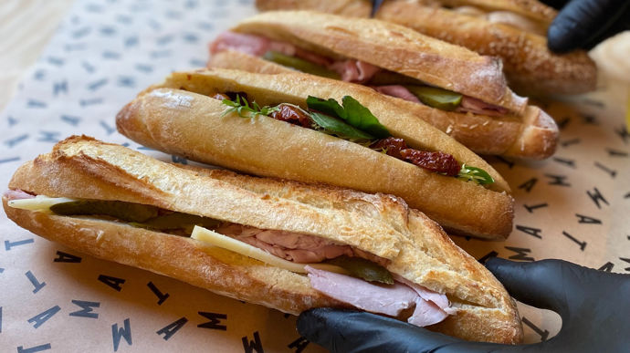 Mata boulangerie, à Nantes : un tir nourri de sandwichs - Boutique
