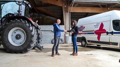 Profil Plus accompagne les professionnels agricoles dans le choix et le suivi de leurs pneumatiques. 
