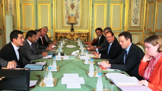 François Hollande, président de la République face à la délégation du Conseil de l'Agriculture française avec à sa tête Xavier Beulin, président de la Fnsea