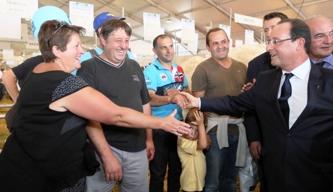 François Hollande venu en voisin visiter le Sommet de l'élevage à Clermont Ferrandt.