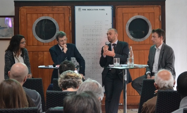 Le programme national  de la production biodiesel a été présenté lors d’un petit déjeuner débat du 5 novembre 2013 organisé par la Fondation Farm. Caroline Rayol ex-conseillère de la présidence brésilienne) , Jean-Christophe Debar (directeur de la fondation Farm) , Guénaël  Le Guilloux  (directeur Agropol) et François Giraudy (directeur Afrique Eco-carbone).