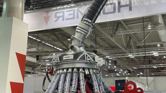 Désherbage mécanique [Agritechnica 2023] Holmer SecatFlex SL : épandre ...