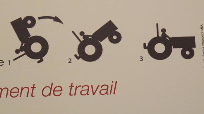 02. Campagne MSA 2010 :  Au volant d'un tracteur… ensemble, renversons la tendance…