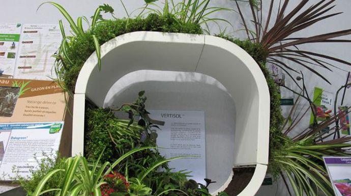 11. INNOVERT® d'argent « Produit non végétal » : Vertisol, Greenworks et Jiffy, Trévoux (01).