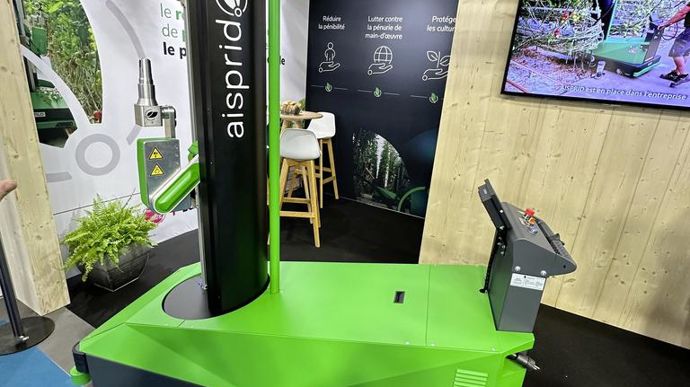 L'effeuilleuse de tomates autonome Aisprid, créée par une startup française, était l'un des stars de l'édition de 2024 du Sival.