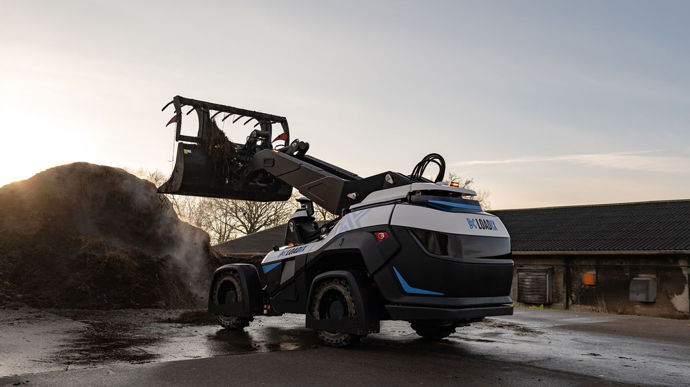 Le jury des Innov'Space a attribué deux étoiles à Manurob pour son Loadix. Il s'agit d'un robot 100 % électrique et autonome, destiné à automatiser la manutention des matières en vrac pour la méthanisation. Le constructeur annonce qu'il s'oriente avec une précision de 2 cm. Ses missions et son planning lui sont assignés via l'application Loadix Connect.