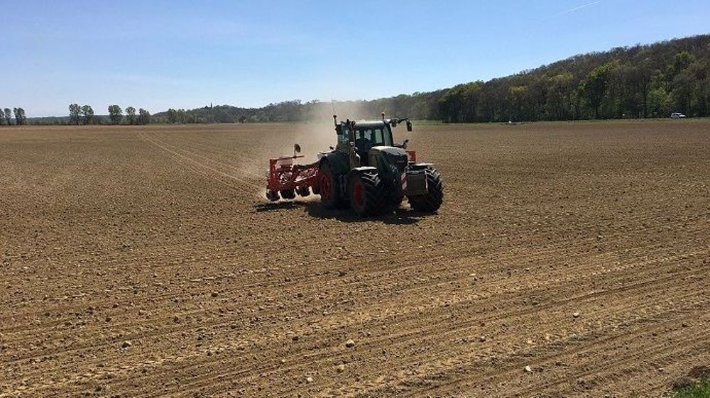 Contrairement aux années passées, environ 54 % des agriculteurs n'avaient pas débuté leurs semis de printemps la semaine dernière.