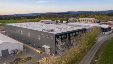 Bednar offre 12 000 m² supplémentaires à son usine installée en République tchèque.